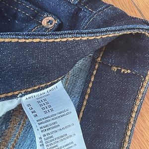 Men’s American Eagle dark denim jeans